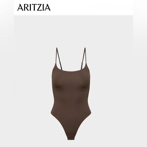 Aritzia Sunday Best Sinch Seamless Bodysuit - size M